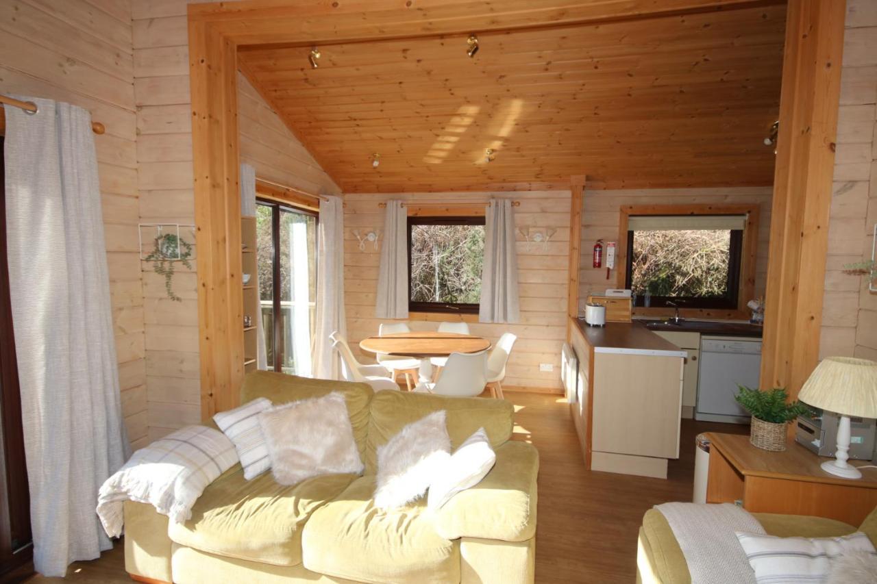 Hartland Hideaway Lodge Woolfardisworthy  Экстерьер фото